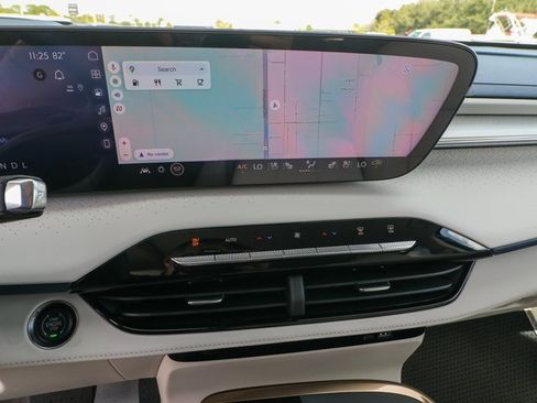 New 2026 Buick Enclave Avenir w/ Super Cruise Package image 19