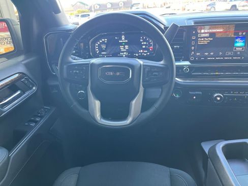 Used 2023 GMC Sierra 1500 Elevation image 15