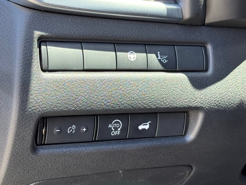 Used 2024 Nissan Rogue Platinum w/ Platinum Premium Package FWD image 21