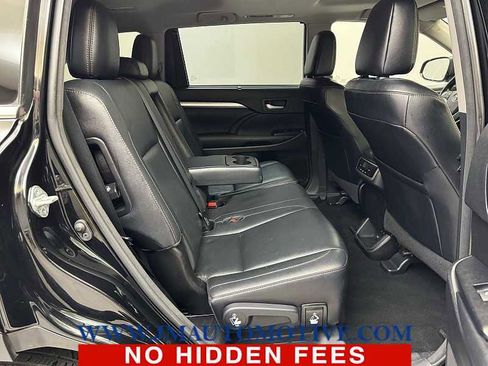 Used 2018 Toyota Highlander XLE image 20