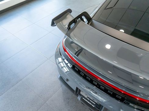 Certified 2026 Porsche 911 GT3 RWD image 31