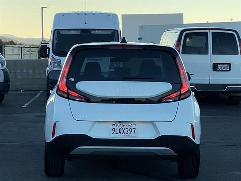 Used 2024 Kia Soul LX w/ Option Group 015 image 6