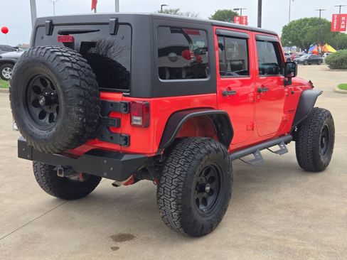Used 2013 Jeep Wrangler Unlimited Rubicon w/ Connectivity Group AWD/4WD image 5