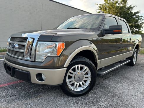 Used 2009 Ford F150 Lariat RWD image 2