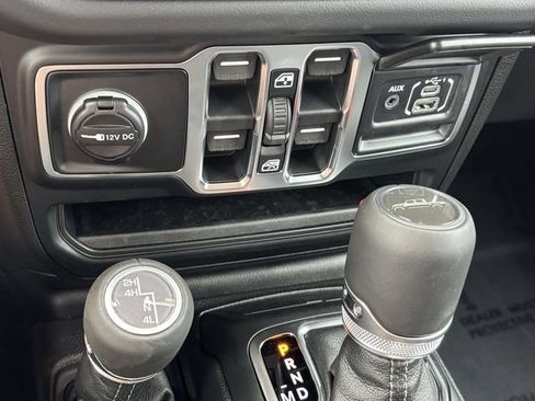 New 2026 Jeep Gladiator Sport AWD/4WD image 25
