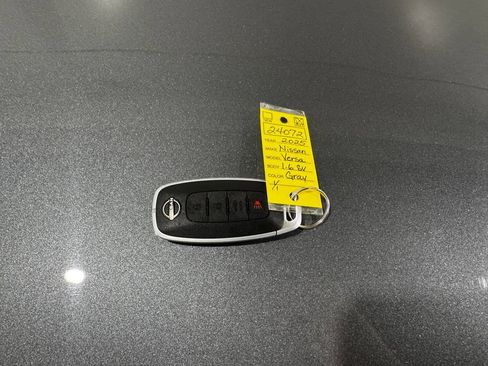 Used 2025 Nissan Versa SV FWD image 37