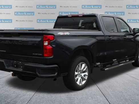 Used 2023 Chevrolet Silverado 1500 Custom image 6