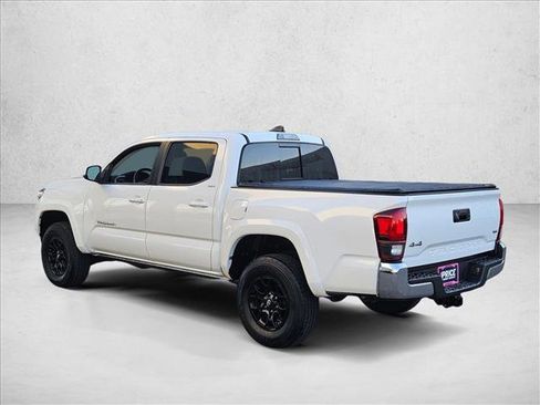 Used 2022 Toyota Tacoma SR5 image 7