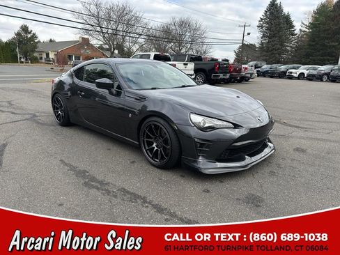 Used 2019 Toyota 86 image 7
