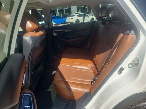 Used 2021 Subaru Outback Touring w/ Popular Package #2 image 17