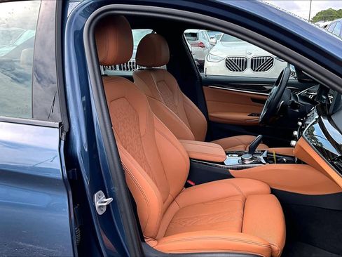 Used 2023 BMW 530i w/ M Sport Package RWD image 9
