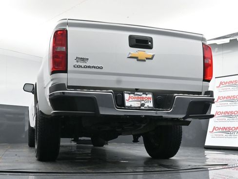 Used 2020 Chevrolet Colorado W/T w/ WT Convenience Package image 38