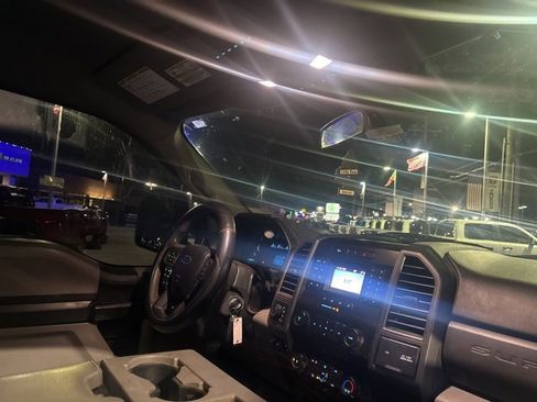 Used 2020 Ford F250 XL w/ Power Equipment Group image 17