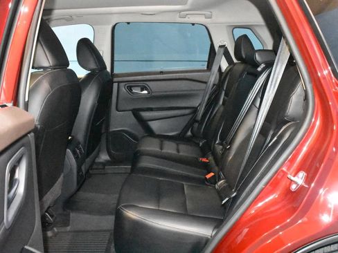 Certified 2023 Nissan Rogue SL w/ SL Premium Package FWD image 19