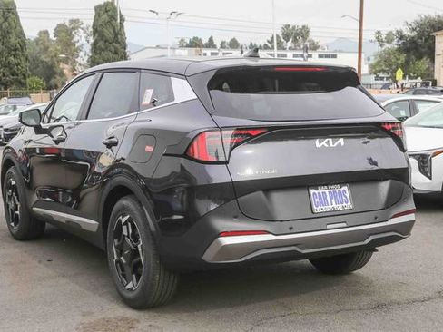 New 2026 Kia Sportage EX FWD image 7