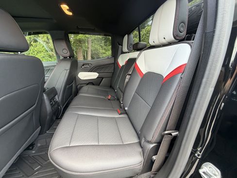 Used 2024 GMC Canyon AT4X w/ AT4X AEV Edition AWD/4WD image 16