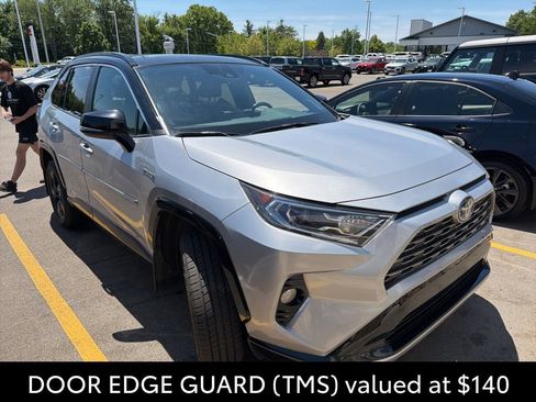 Used 2021 Toyota RAV4 XSE w/ XSE Grade Weather Package AWD/4WD image 9