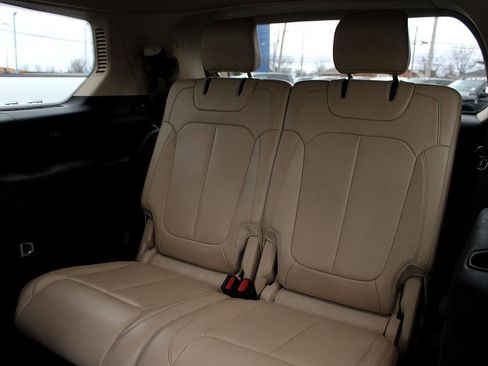 Used 2021 Jeep Grand Cherokee L Limited image 39