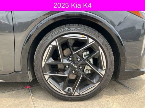 Used 2025 Kia K4 GT-Line w/ GT-Line Premium Package FWD image 11