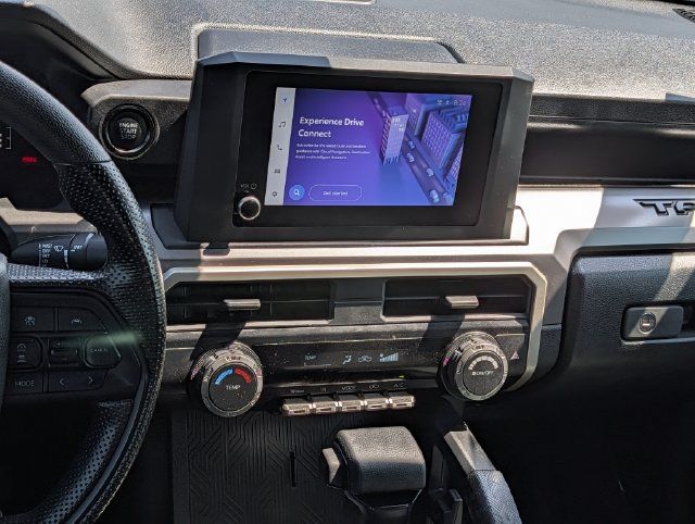 Used 2024 Toyota Tacoma SR5 AWD/4WD image 15