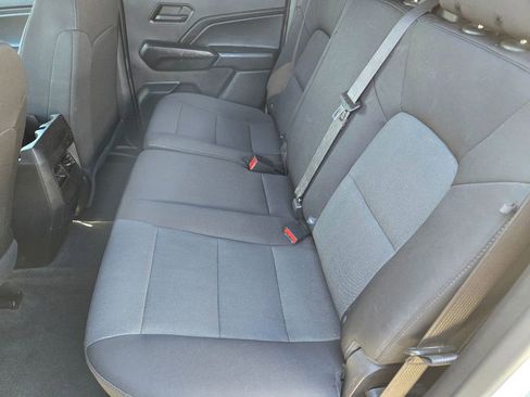 Used 2023 Chevrolet Colorado Trail Boss w/ Technology Package image 7