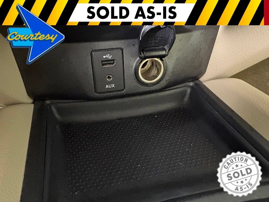 Used 2015 Nissan Rogue S FWD image 31