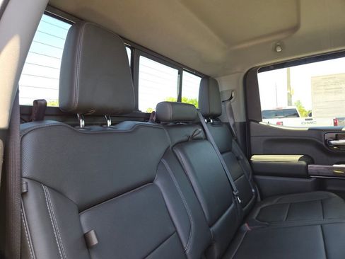 Used 2020 Chevrolet Silverado 1500 LTZ w/ LTZ Plus Package RWD image 18