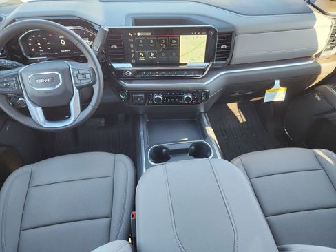 New 2026 GMC Sierra 3500 SLT AWD/4WD image 17