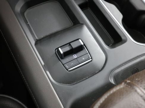 Used 2024 GMC Sierra 3500 Denali w/ Denali Reserve Package image 30