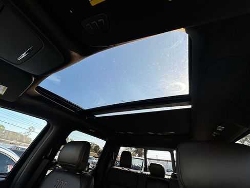 New 2025 Ford F150 King Ranch w/ FX4 Off-Road Package image 92