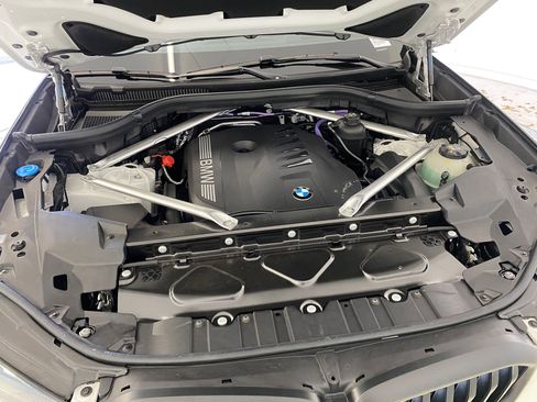 New 2026 BMW X5 xDrive40i w/ M Sport Package image 32