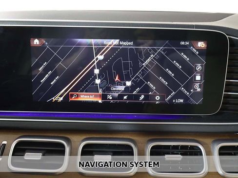 Used 2022 Mercedes-Benz GLE 450 4MATIC w/ Premium Package image 3