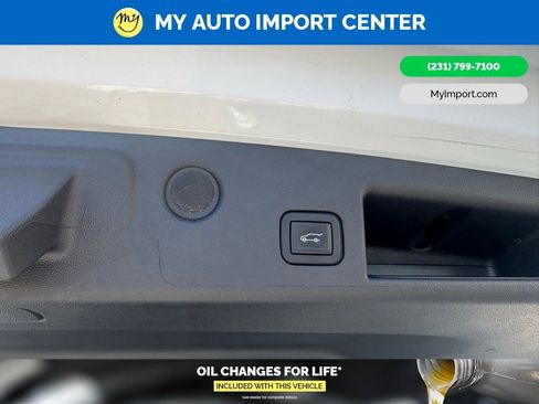 Used 2022 Chevrolet Equinox LT AWD/4WD image 29