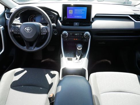 Certified 2025 Toyota RAV4 XLE AWD/4WD image 10
