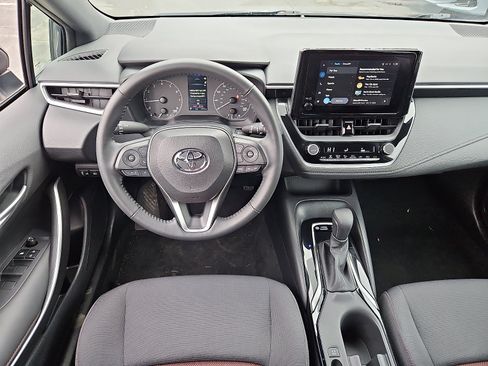 Used 2023 Toyota Corolla SE w/ Carpet Mat Package (TMS) image 14