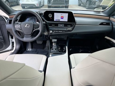 Certified 2024 Lexus ES 350 w/ Premium Package FWD image 20