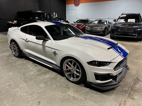 Used 2019 Ford Mustang GT Premium w/ GT Performance Package RWD image 15