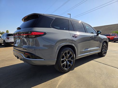 New 2026 Lexus TX 500h AWD image 3