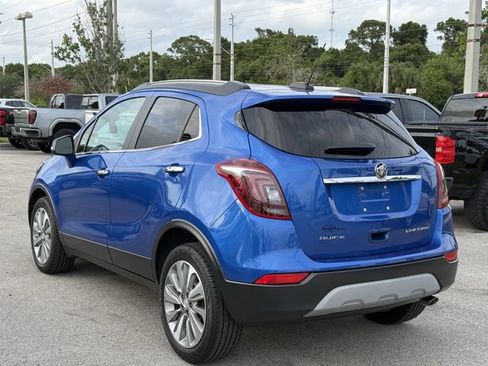 Used 2017 Buick Encore Preferred FWD image 2
