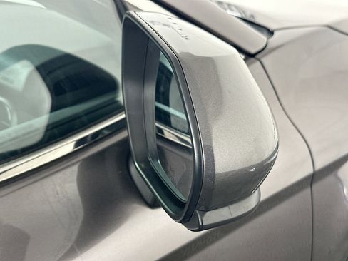 Used 2023 Toyota Camry LE image 10