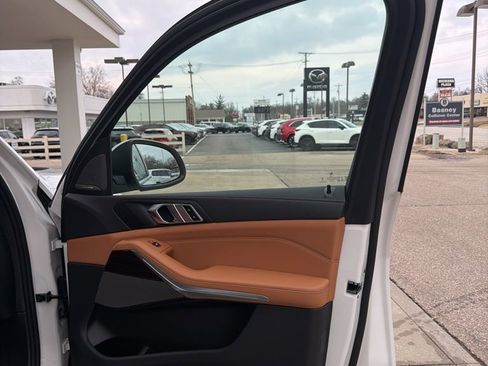 New 2026 BMW X5 xDrive50e w/ Premium Package image 20