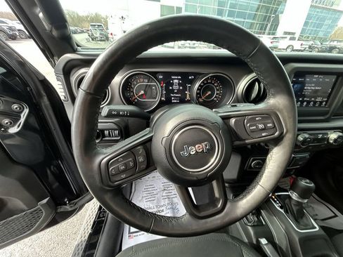 Used 2021 Jeep Wrangler Unlimited Sport image 20