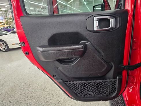 Used 2020 Jeep Gladiator Sport w/ Quick Order Package 24S image 28