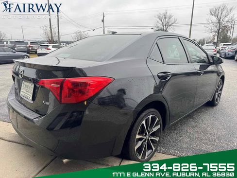 Used 2018 Toyota Corolla XSE image 6