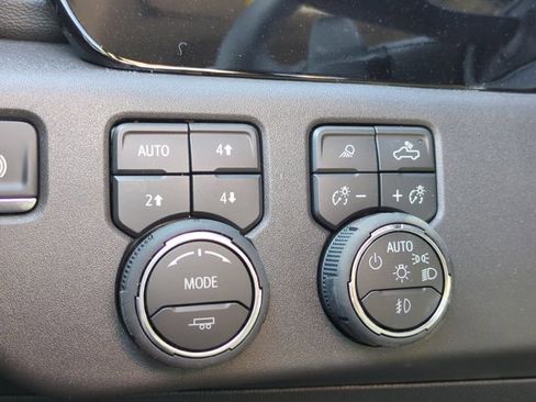 New 2026 Chevrolet Silverado 1500 LT Trail Boss w/ Safety Package image 24