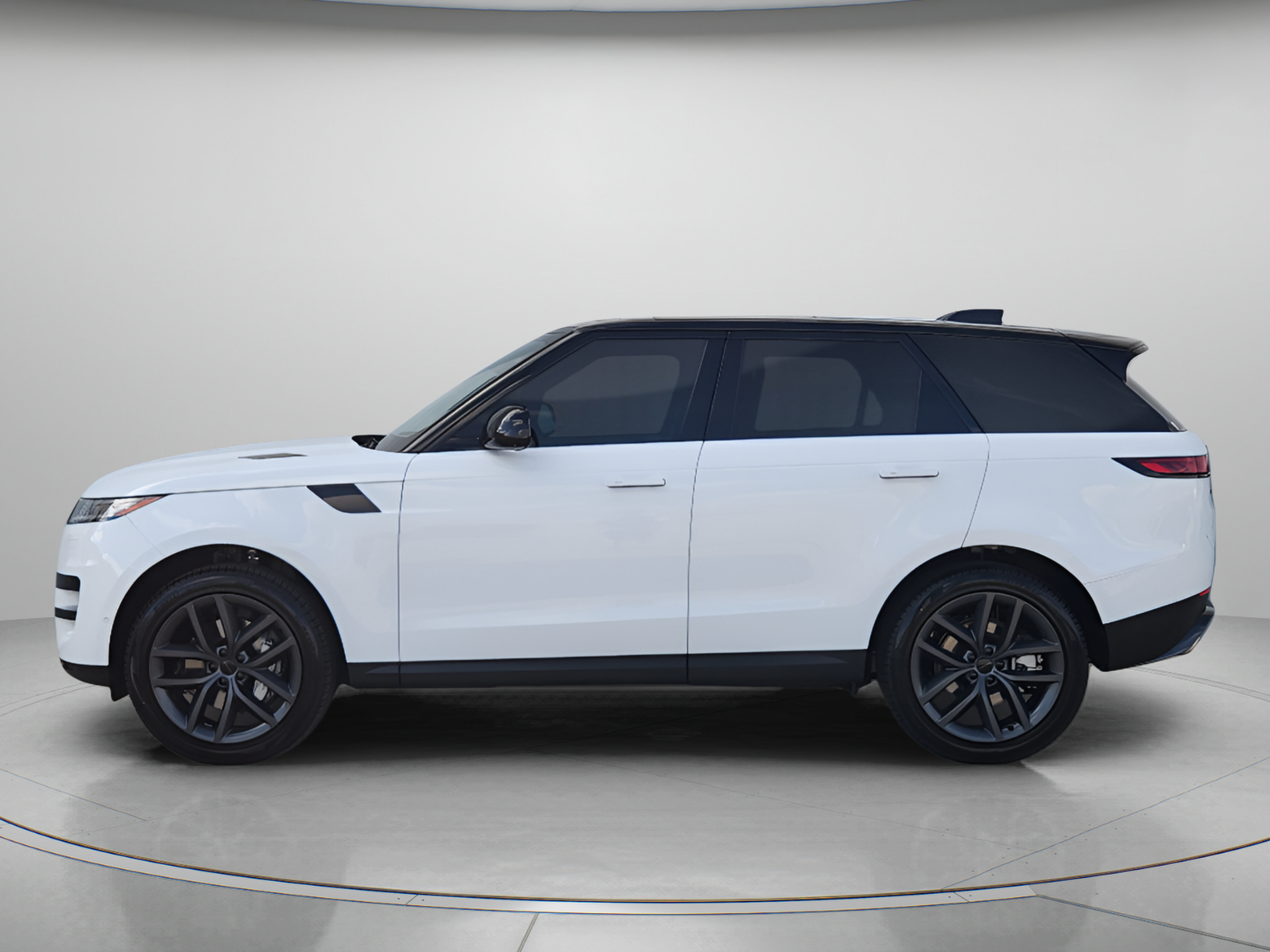 New 2027 Land Rover Range Rover Sport SE AWD/4WD image 2
