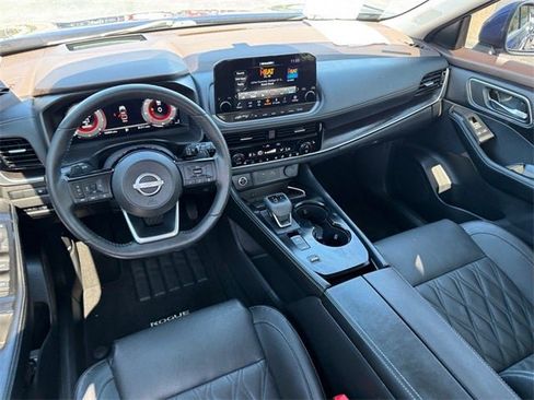 Used 2023 Nissan Rogue Platinum w/ Platinum Premium Package image 11