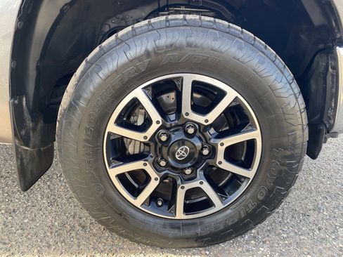 Used 2014 Toyota Tundra Limited image 10