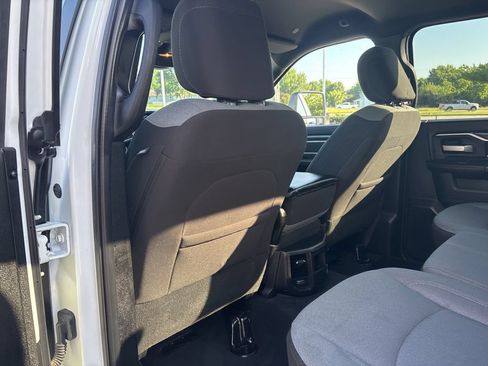 Used 2024 RAM 3500 Big Horn AWD/4WD image 34