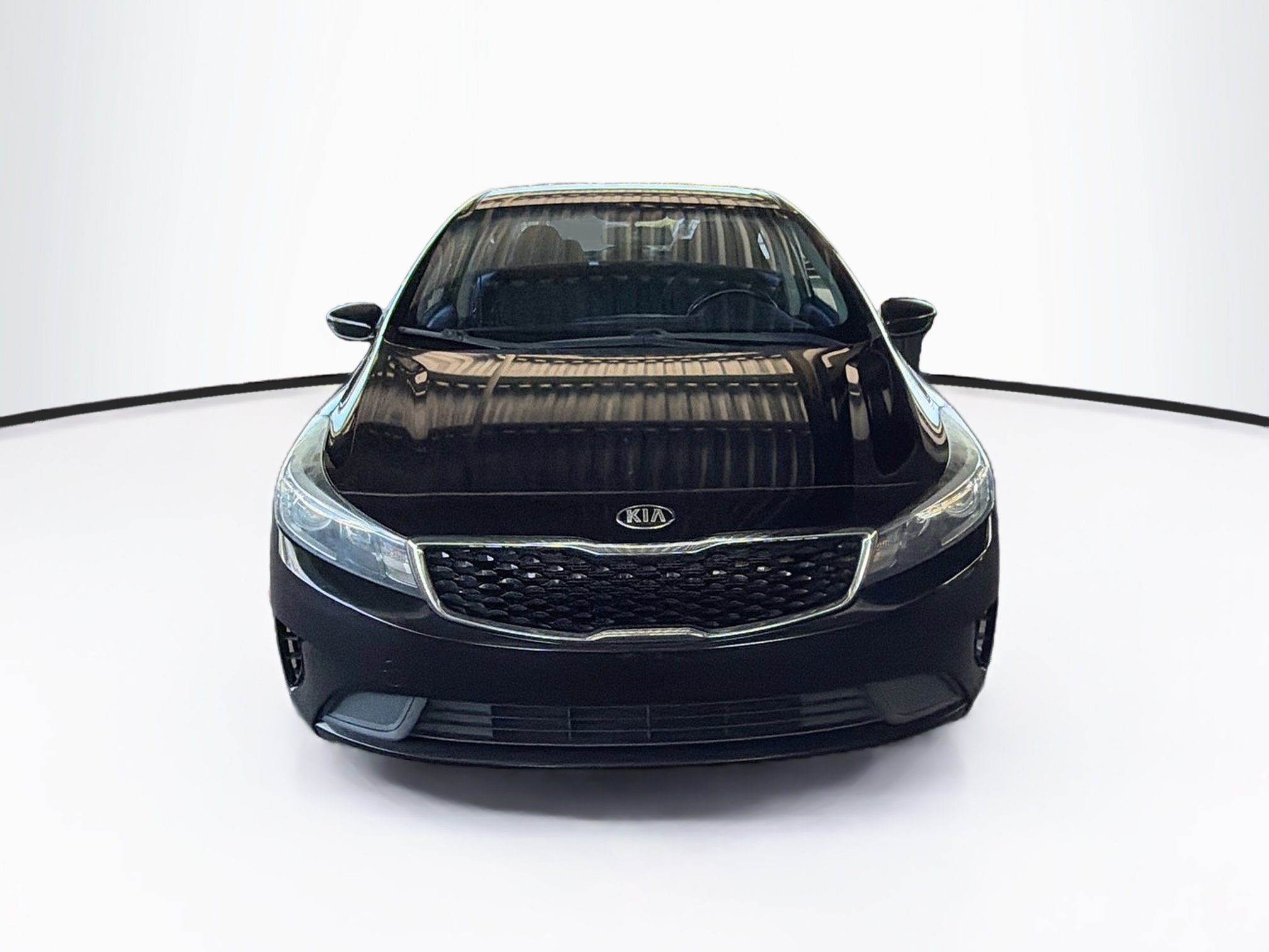 Used 2018 Kia Forte S FWD image 2